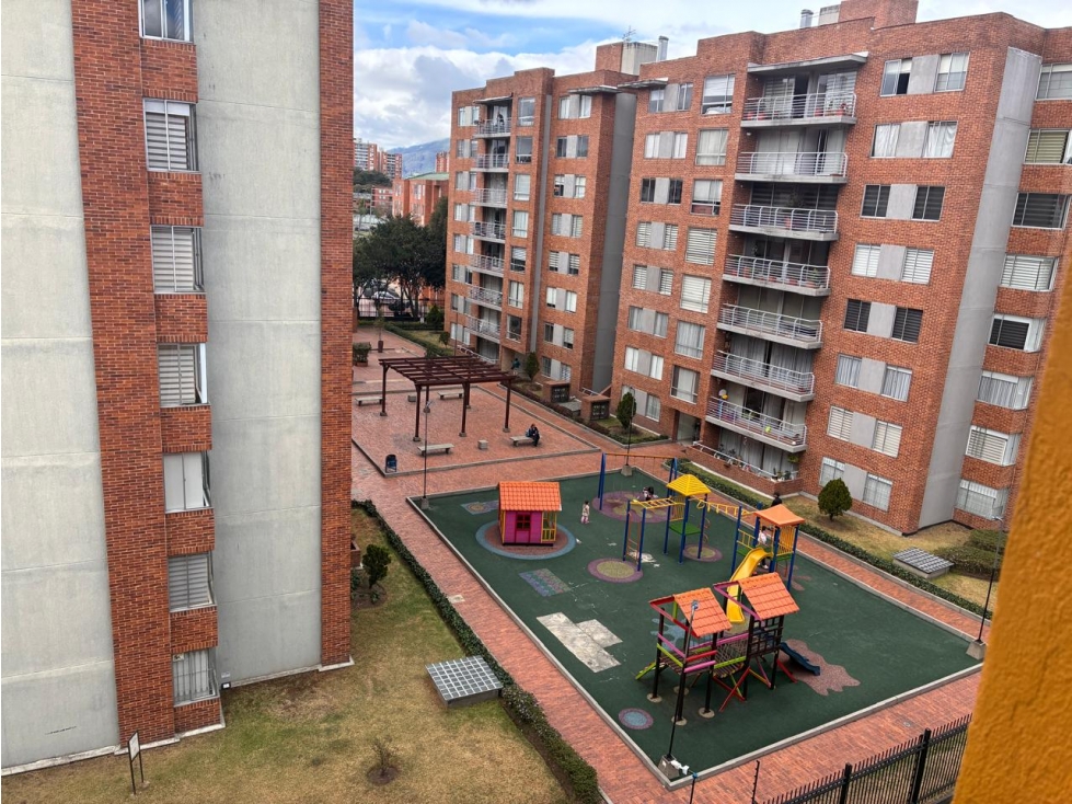 APARTAMENTO DUPLEX EN VENTA EN COLINA