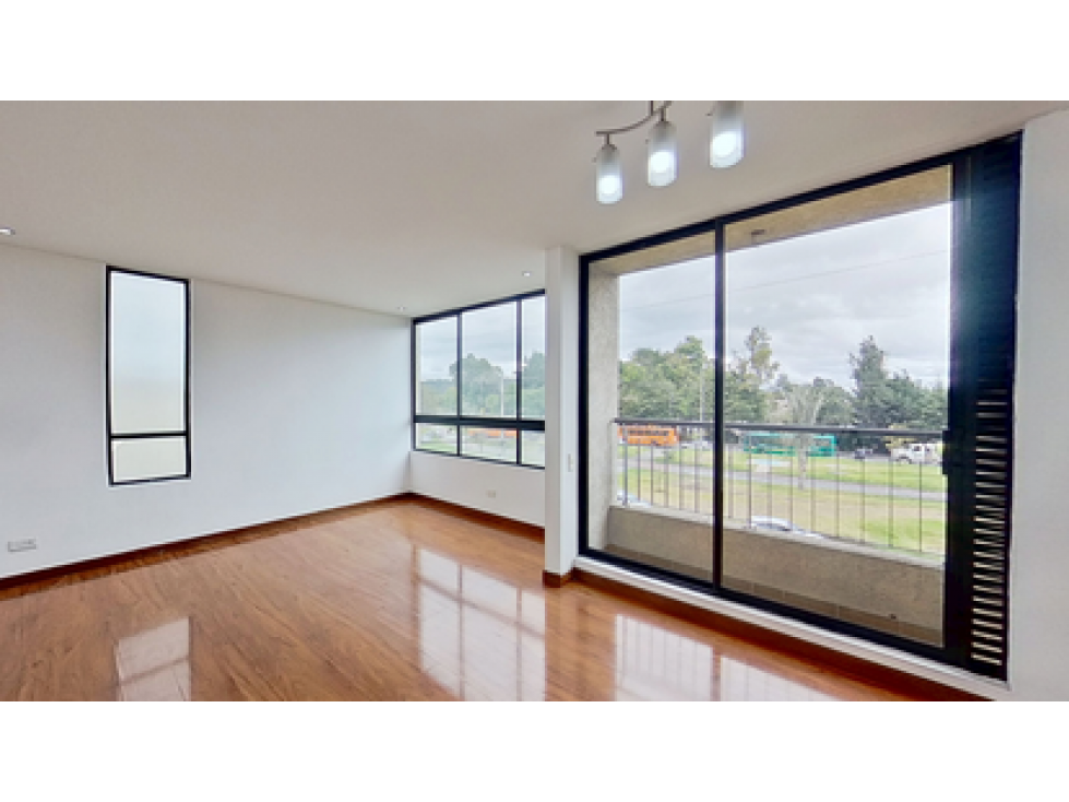 Apartamento en venta en Britalia Norte, calle 170 — foto 2