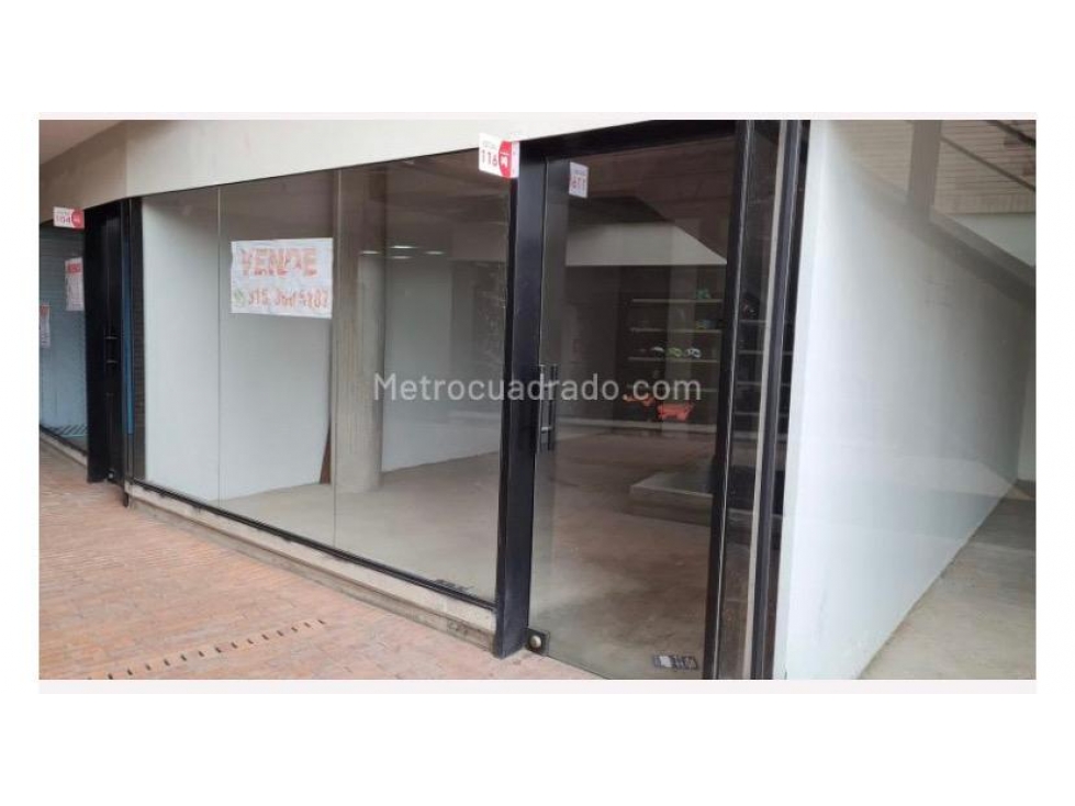 Venta de local en centro comercial Plaza Madero en Chia - 3