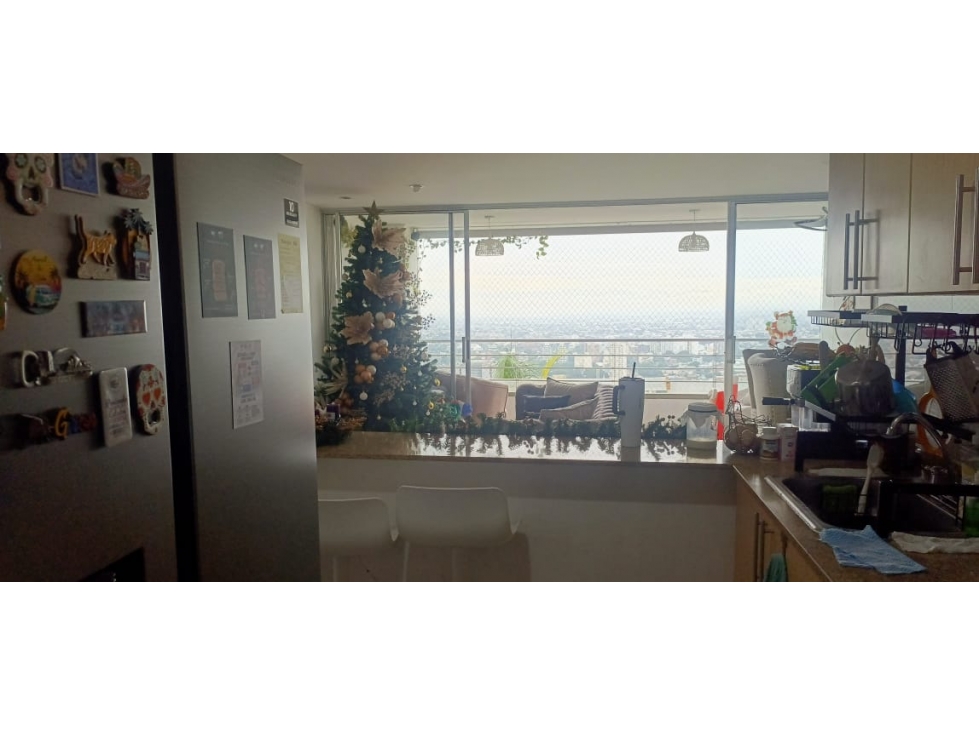VENDO APARTAMENTO EN LOS CRISTALES