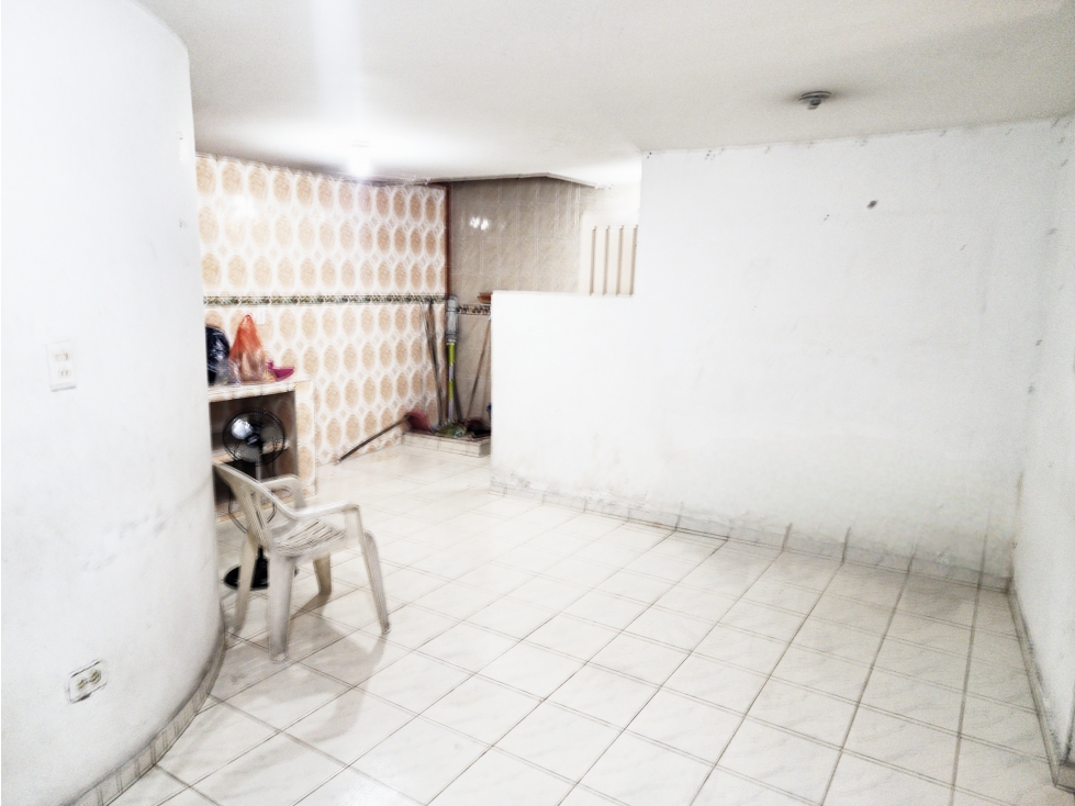 VENDO CASA COMERCIAL BARRIO LAS GRANJAS CALI — foto 2