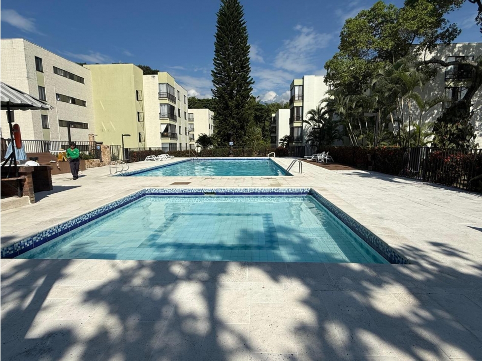 VENDO APARTAMENTO EN MULTICENTRO — foto 2