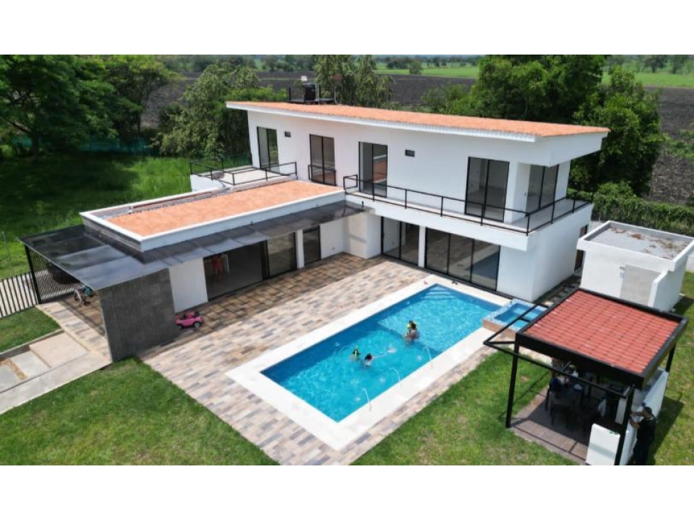 VENDO CASA CAMPESTRE EN GINEBRA VALLE DEL CAUCA - 1