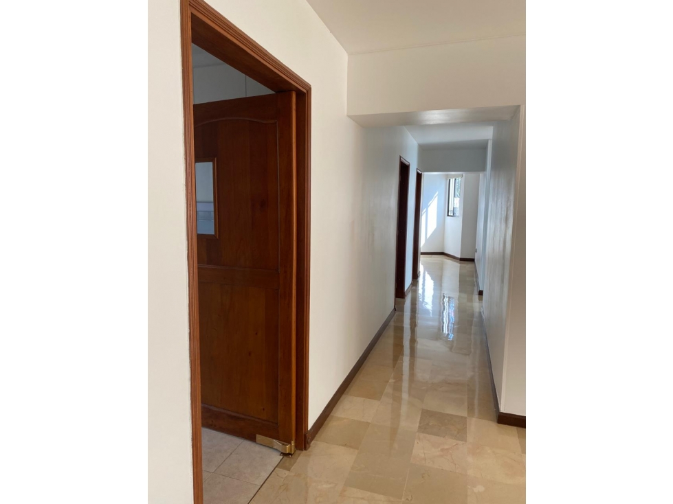 VENDO APARTAMENTO BARRIO SANTA TERESITA