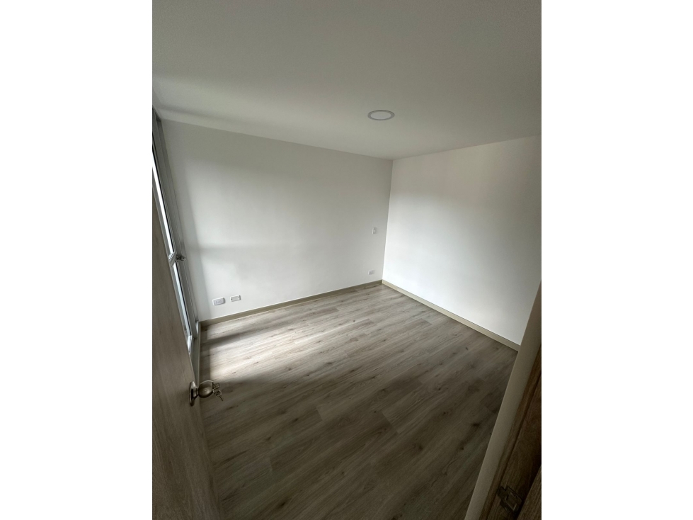 Apartamento disponible para la venta en sector Las Lomitas, Sabaneta — foto 4