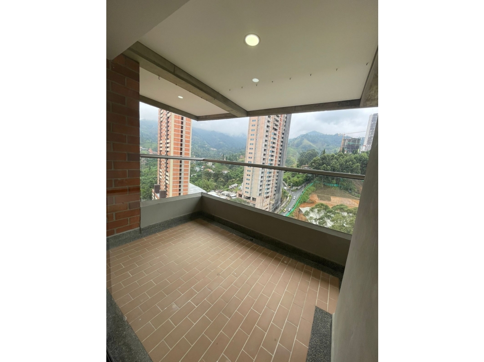 Hermoso apartamento en zona privilegiada en Sabaneta — foto 4