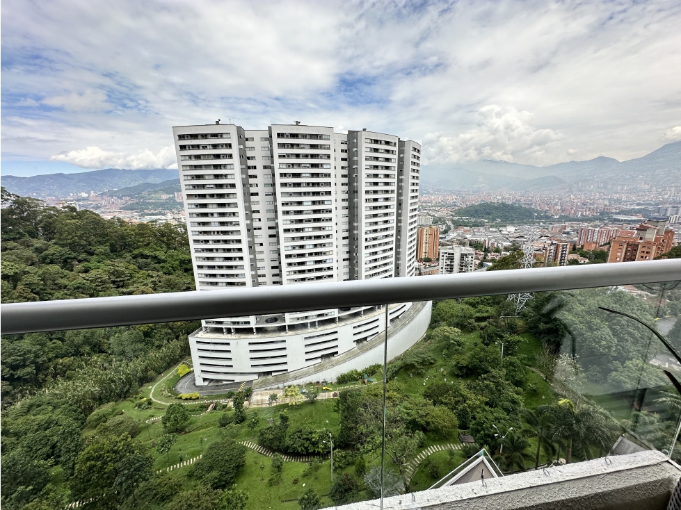 Moderno apartamento amoblado para la venta o alquiler en El Poblado — foto 3