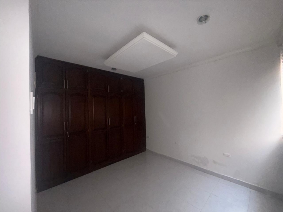 CASA AMPLIA CERCA A LA UNIVERSIDAD COOPERATIVA C Y U. NARIÑO — foto 2