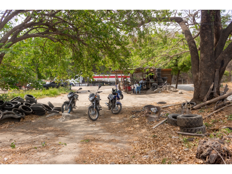 EXCELENTE OPORTUNIDAD! LOTE EN VENTA VIA GUAJIRA — foto 3
