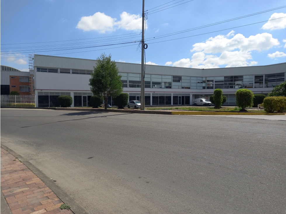 ARRIENDO LOCALES EN TOCANCIPA - 4