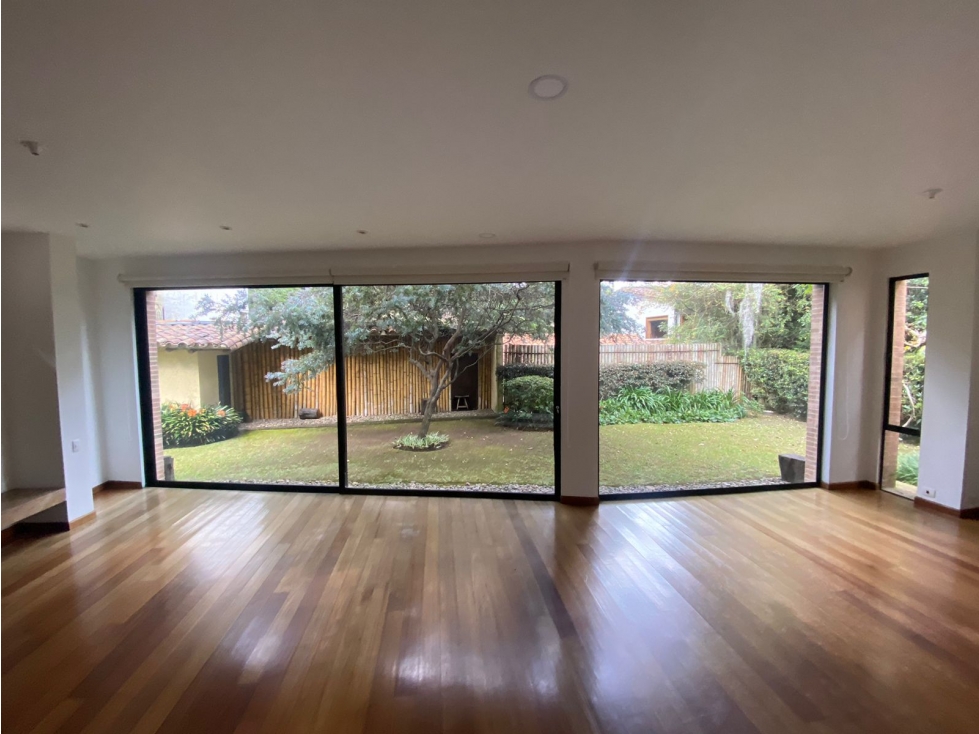 SOTILEZA HERMOSA Y EXCLUSIVA CASA EUBEA — foto 2