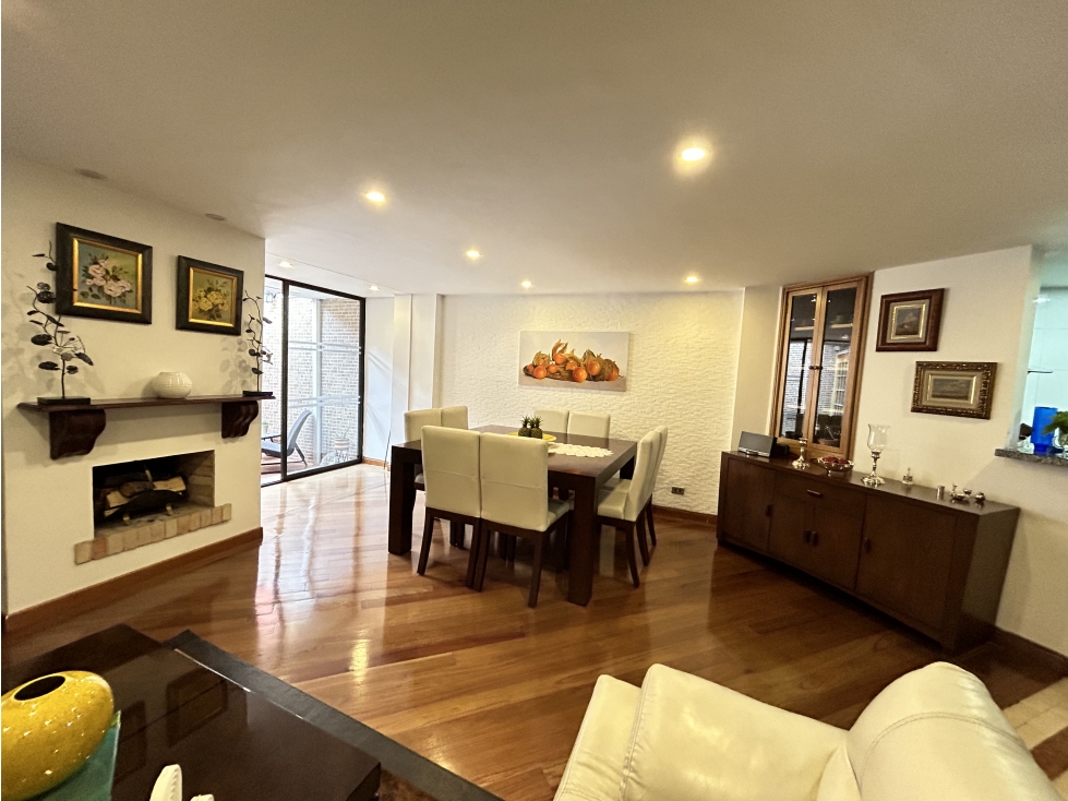 VENTA ACOGEDOR APARTAMENTO REMODELADO EN SANTA ANA OCCIDENTAL — foto 3