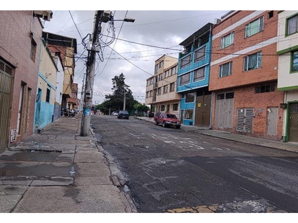 SE VENDE CASA LOTE EN EL BARRIO EL VERGEL — foto 3