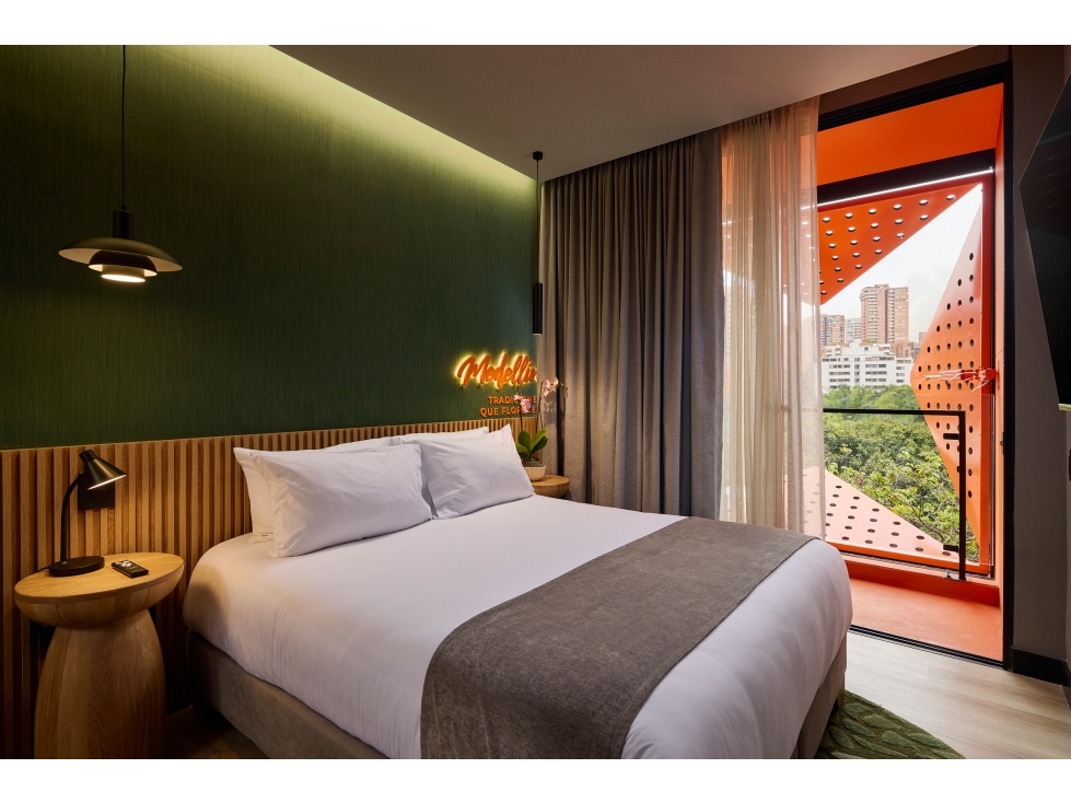 VENTA APARTAESTUDIO RENTABLE EN EL POBLADO - CALLE FLORA - 1