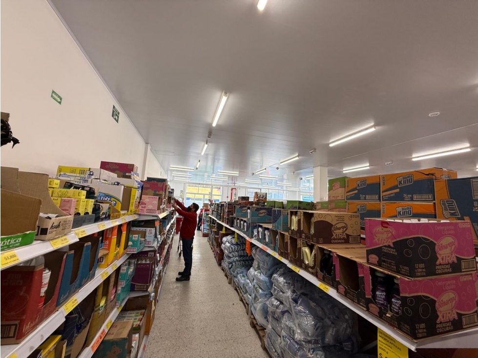 VENTA LOCAL COMERCIAL RENTANDO EN CIUDAD BOLIVAR — foto 2