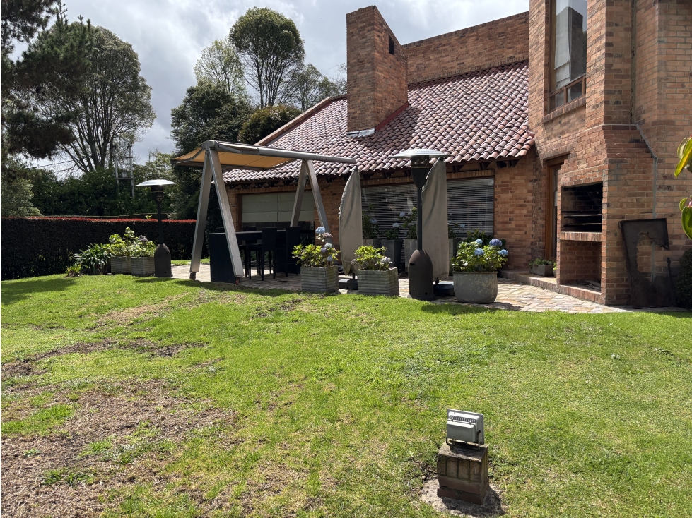 Vendo espectacualr casa en Guaymaral