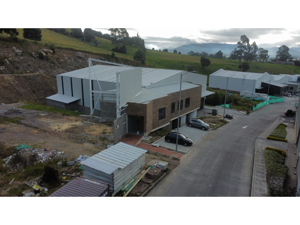 VENTA BODEGA INDUSTRIAL VIA CAJICA ZIPAQUIRA (EL CORTIJO)