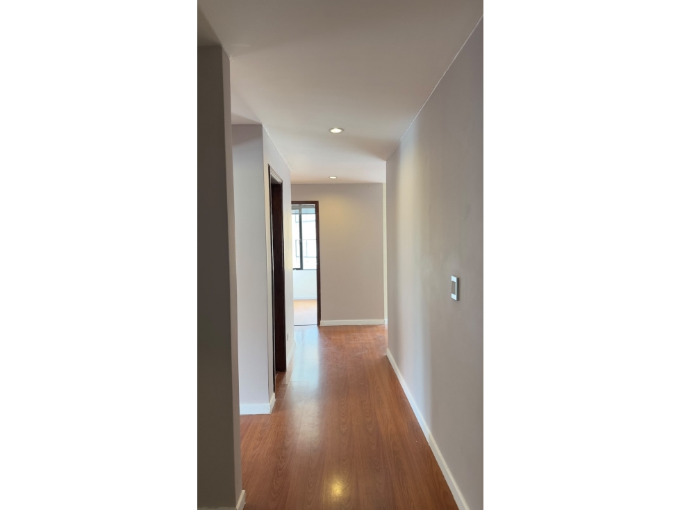 ARRIENDO MAGNIFICO APTO REMODELADO | SANTA BIBIANA, USAQUEN-BOGOTÁ — foto 6