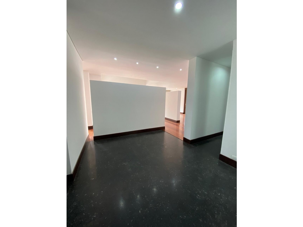 ARRIENDO APARTAMENTO DUPLEX EN SANTA PAULA