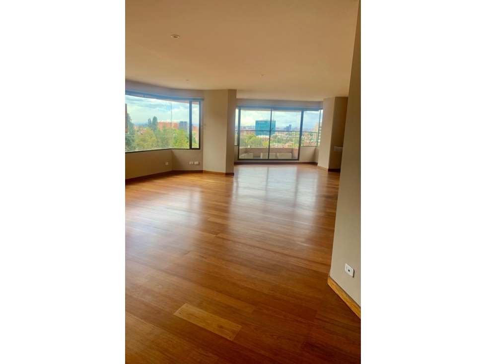 VENDO EXCELENTE APTO EN SANTA BÁRBARA ORIENTAL USAQUEN BOGOTA — foto 3