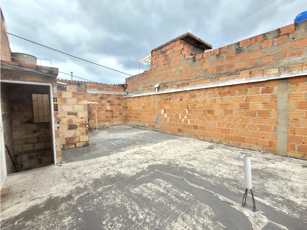 VENDO CASA EN CANDELARIA LA NUEVA