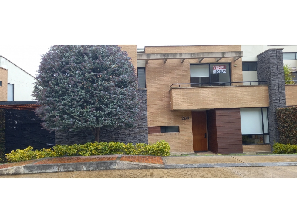VENDO HERMOSA CASA CAJICA CONDOMINIO LOS ROBLES — foto 4