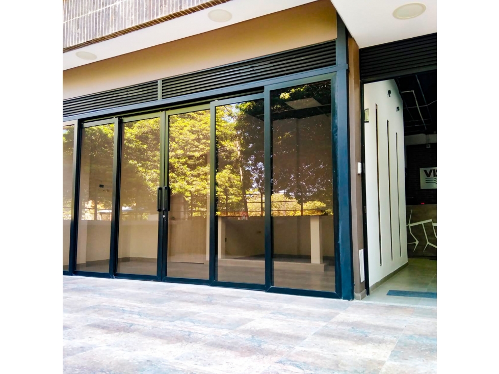 ARRIENDO ESTRENAR EDIFICIO PARA OFICINAS EN LOS HEROES - 4