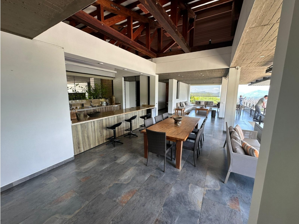 Maravillosa Casa Campestre en La Mesa, Cund. Vía San Joaquín K8