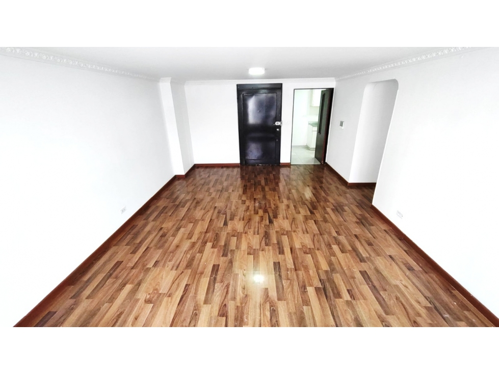 VENTA APARTAMENTO CEDRO GOLF — foto 2