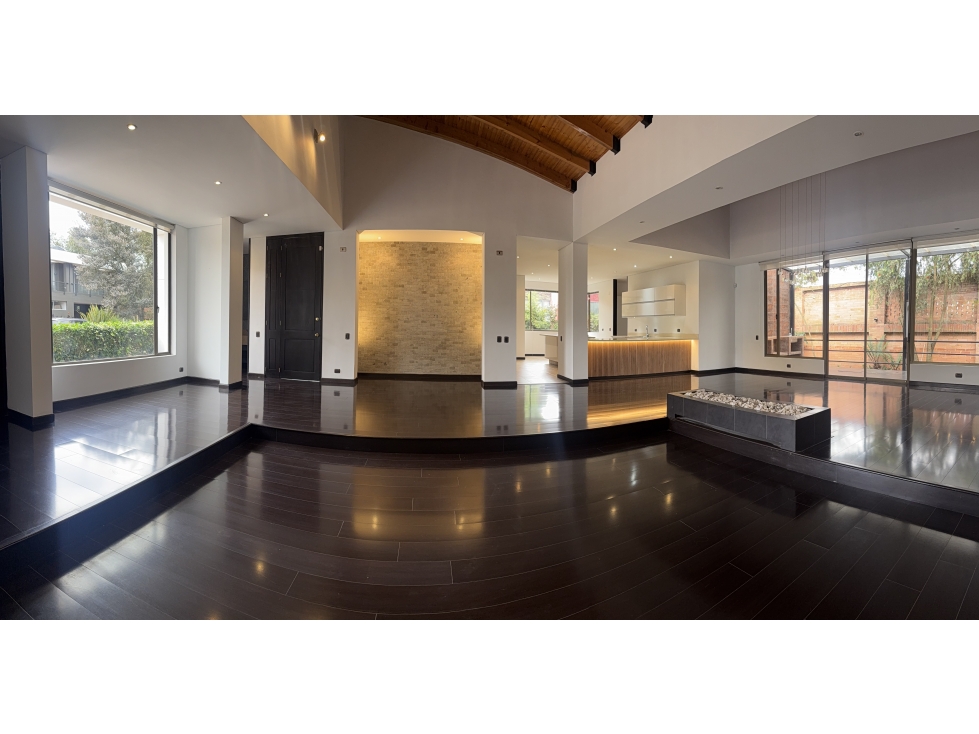 VENTA AMPLIA CASA CAMPESTRE EN GUAYMARAL — foto 2