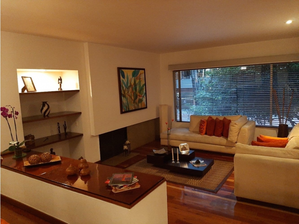 Apto en Venta Semi-Dúplex Edif. Tot. Aut. Chico Reservado Bogotá — foto 3