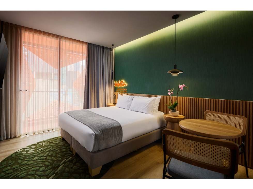 VENTA APARTAESTUDIO RENTABLE EN EL POBLADO - CALLE FLORA - 3