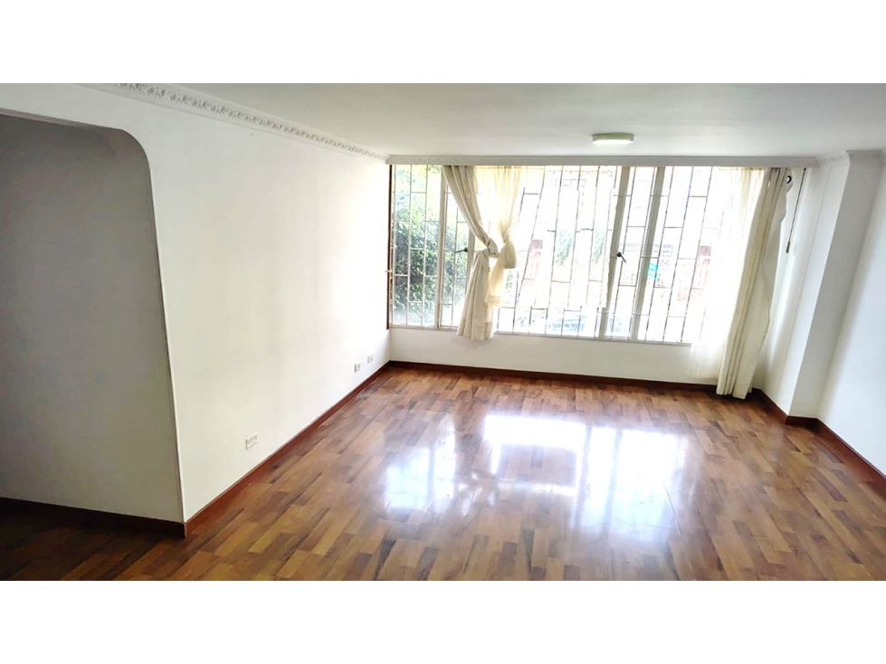 VENTA APARTAMENTO CEDRO GOLF — foto 3