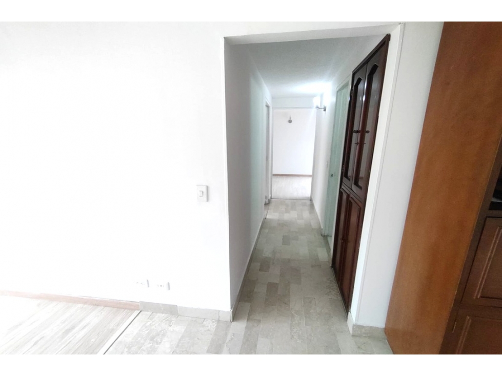SE VENDE APTO EN CEDRO GOLF — foto 3
