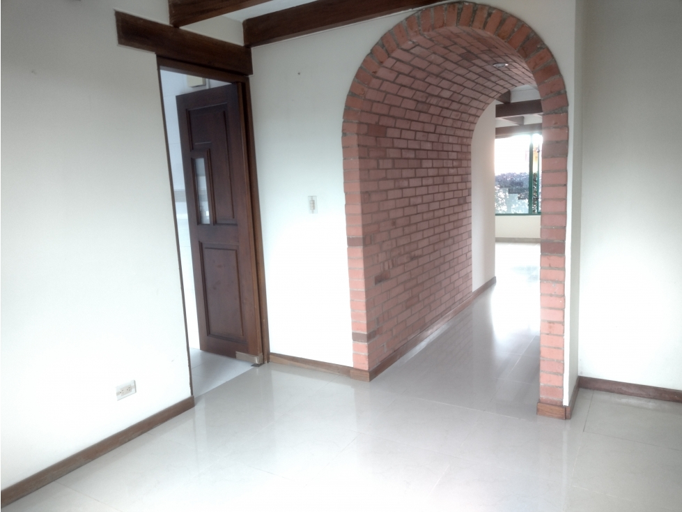 VENDO ARRIENDO EXCELENTE CASA CHIA CERCA AL COLISEO LA LUNA — foto 3