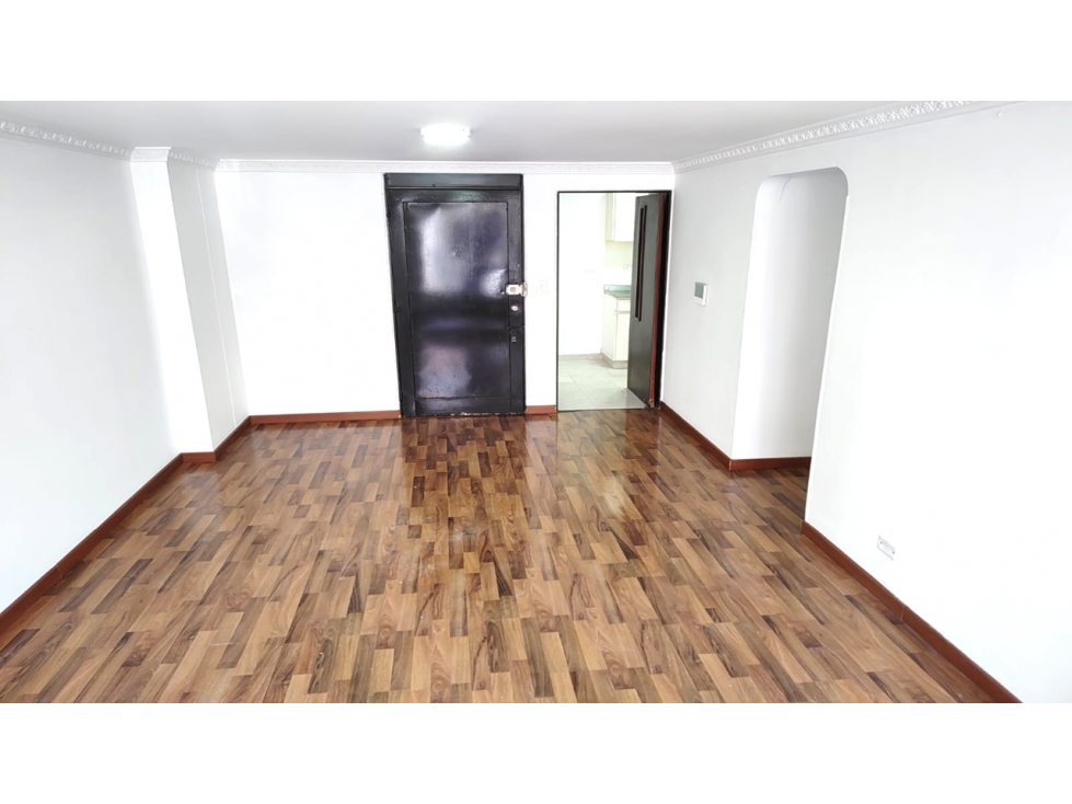 VENTA APARTAMENTO CEDRO GOLF — foto 4