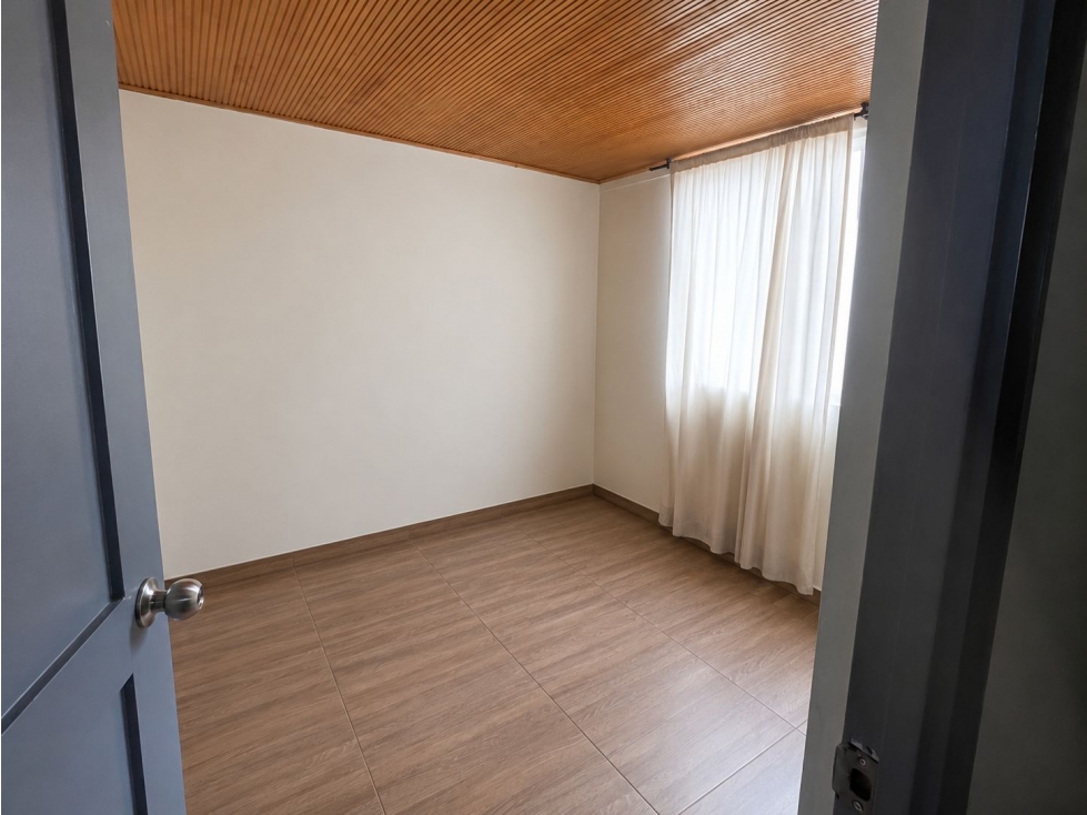 VENDO EXCELENTE APTO EN SUBA COMPARTIR — foto 4