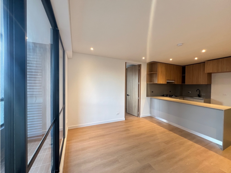 ARRIENDO APARTAMENTO COLINA CAMPESTRE