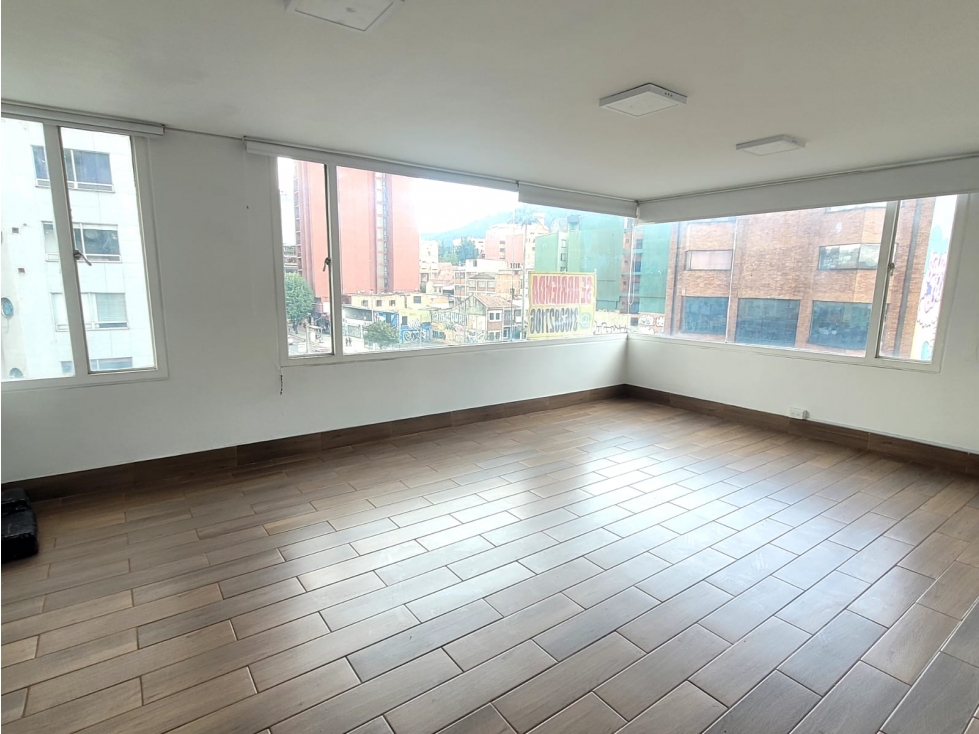 ARRIENDO OFICINA EN CHAPINERO — foto 6
