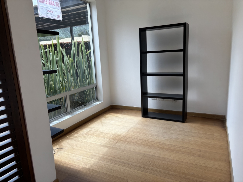 ARRIENDO AMPLÍA CASA 2PISOS CAJICA! — foto 5