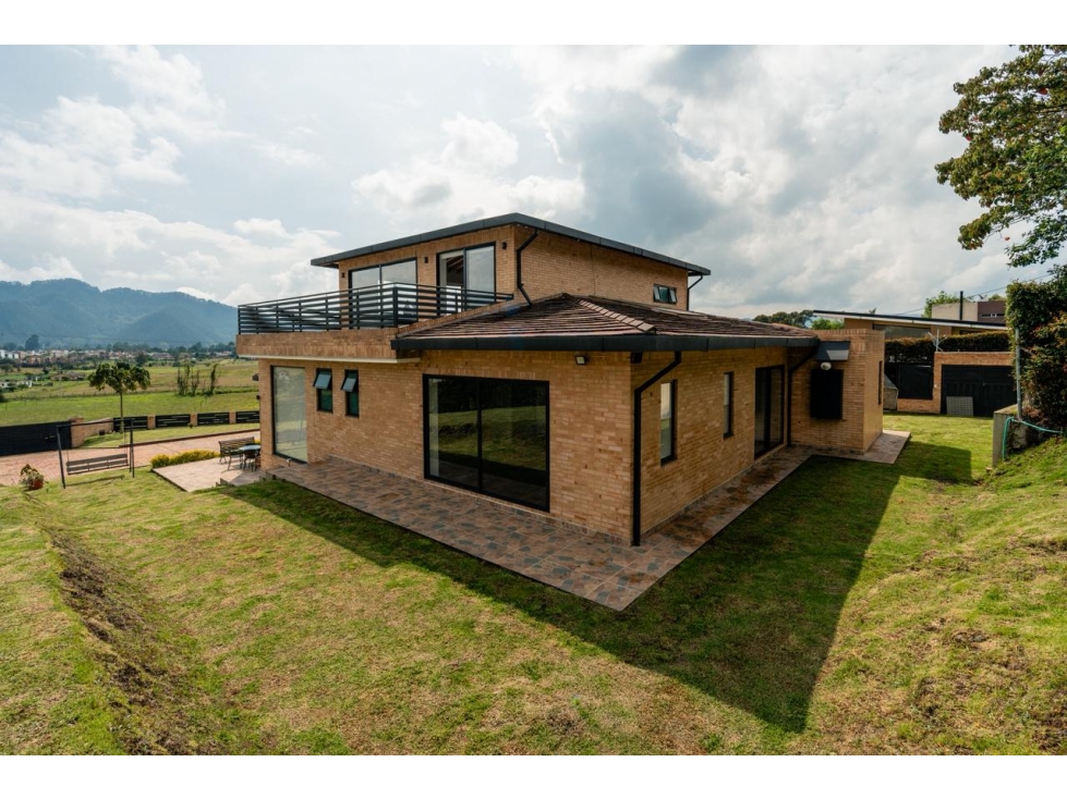 VENDO HERMOSA CASA CAMPESTRE EN TABIO — foto 4