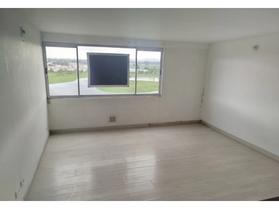VENTA APARTAMENTO EN GRAN GRANADA — foto 3