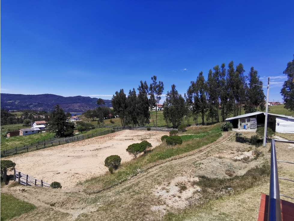 VENTA DE EXCELENTE LOTE PARA CASAS EN GUATAVITA - 2