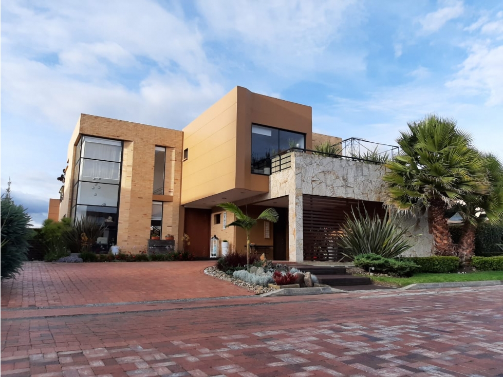 VENTA ESPECTACULAR CASA EN CAJICA — foto 2