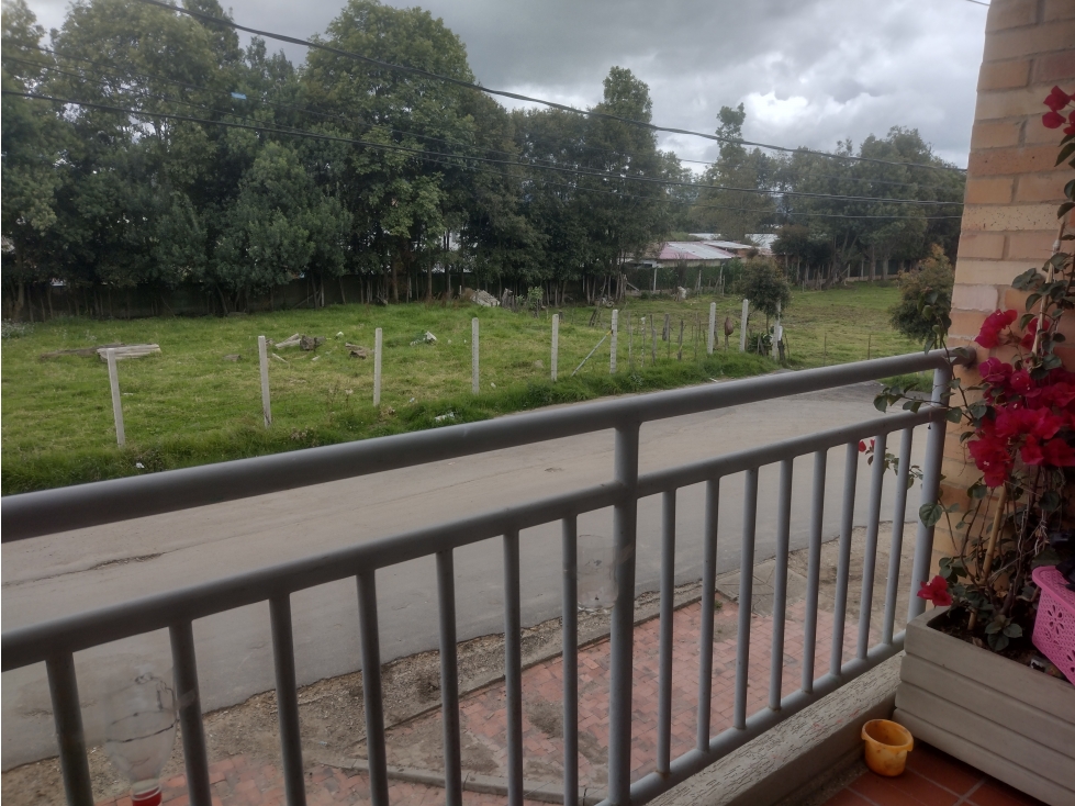 VENDO APTO EN CHIA CON 3H 2B 69MTS AC. CERCA A FONTANAR — foto 4