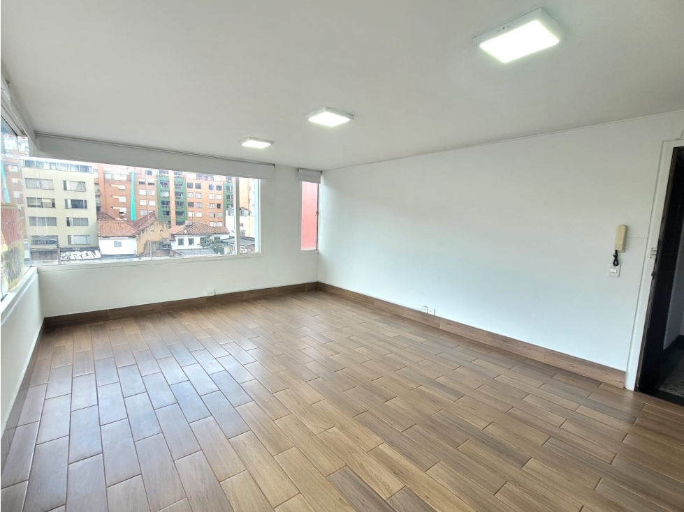 ARRIENDO OFICINA EN CHAPINERO — foto 3