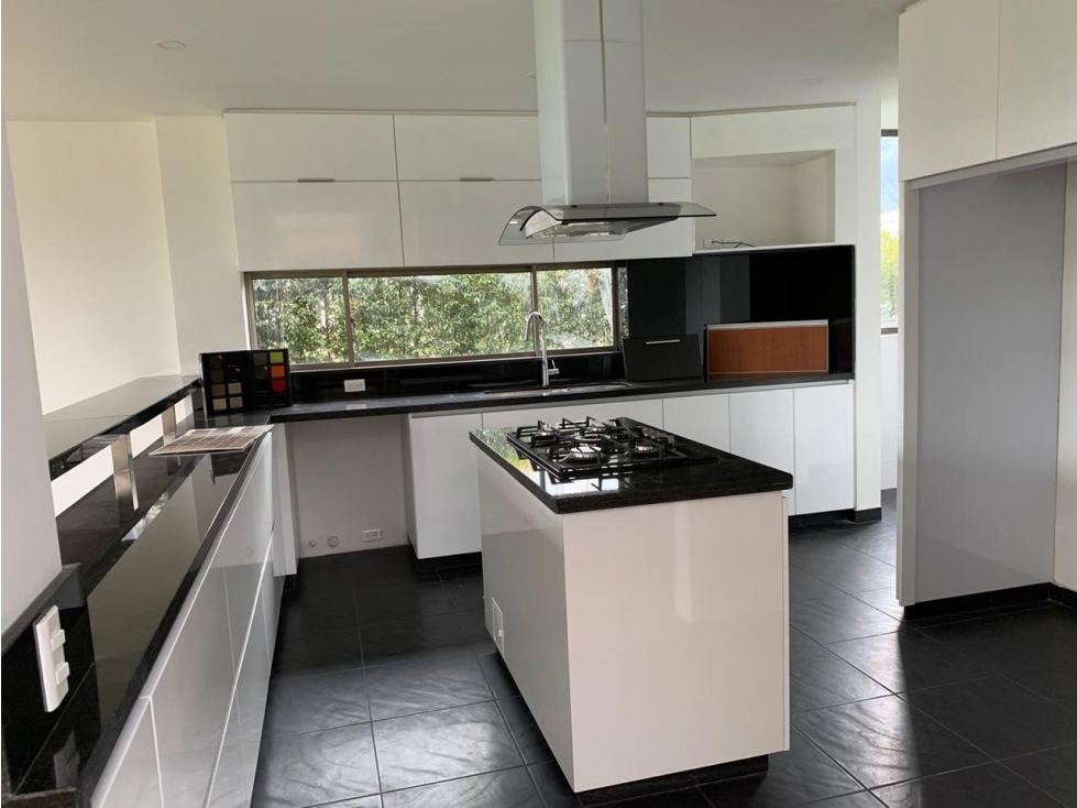 VENTA AMPLIA CASA PARA ESTRENAR EN CAJICA — foto 6