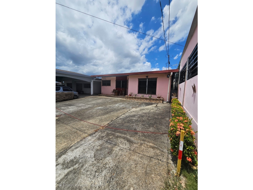 Casa en Alquiler Cerro Viento