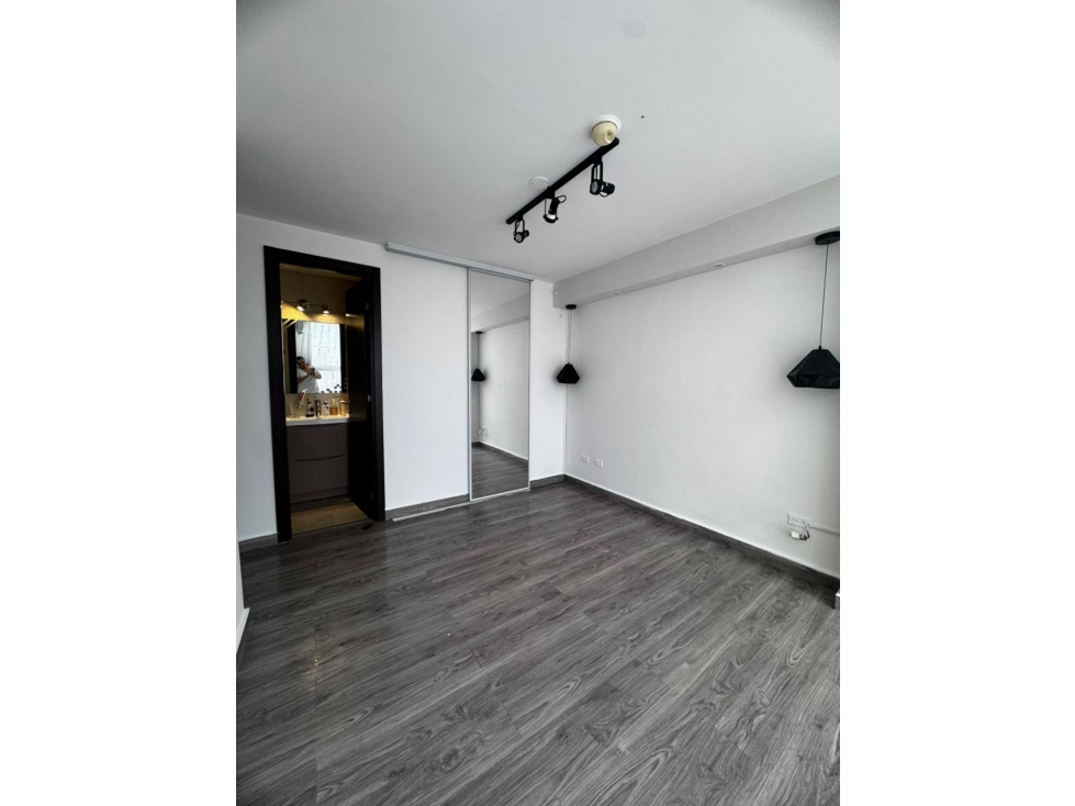 Apartamento en Alquiler PH Vista Verde Tower