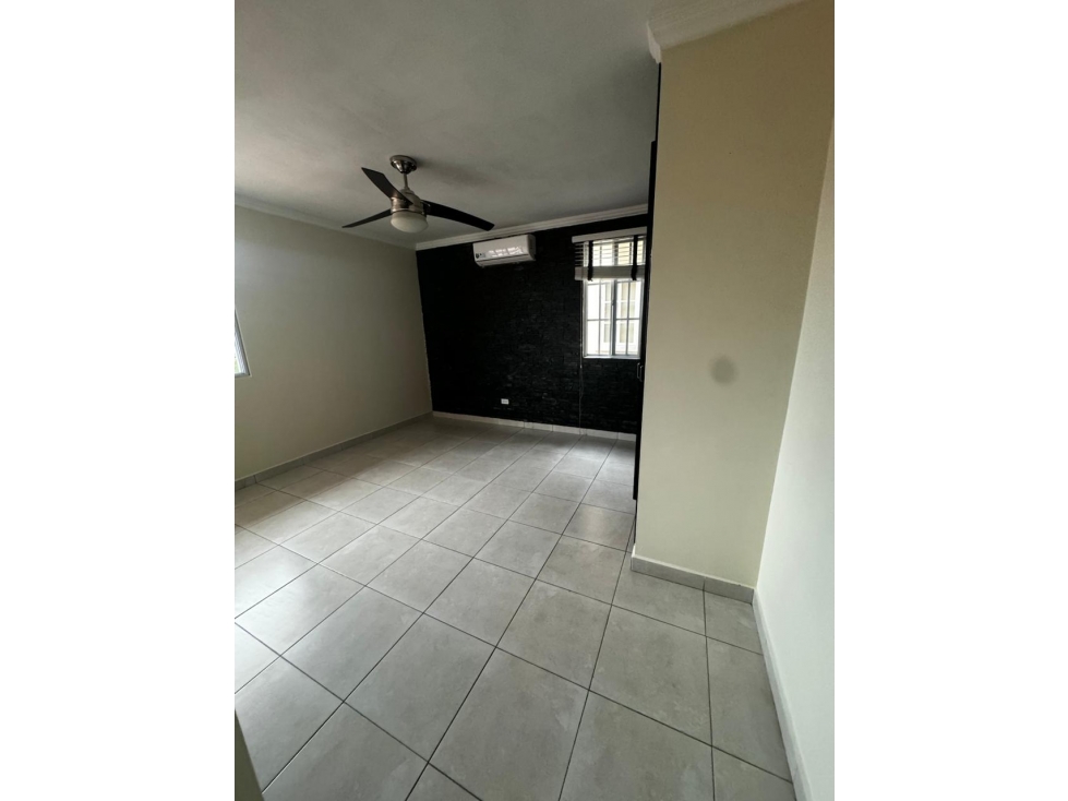 SE VENDE O SE ALQUILA con opción a compra en Castel Novo — foto 5